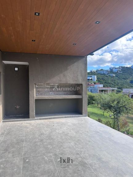 Casa en Venta en Colon, Cordoba
