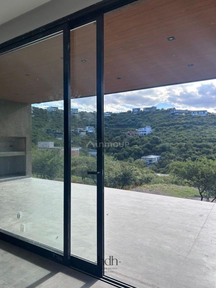 Casa en Venta en Colon, Cordoba