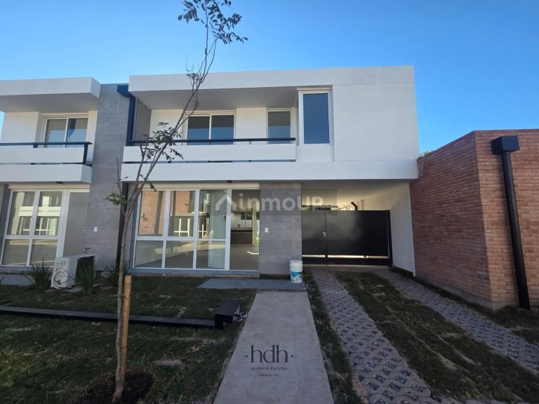 Casa en Alquiler en Capital, Cordoba