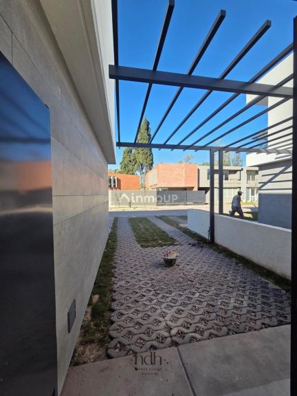 Casa en Alquiler en Capital, Cordoba