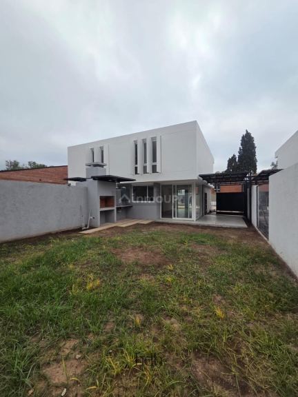 Casa en Alquiler en Capital, Cordoba