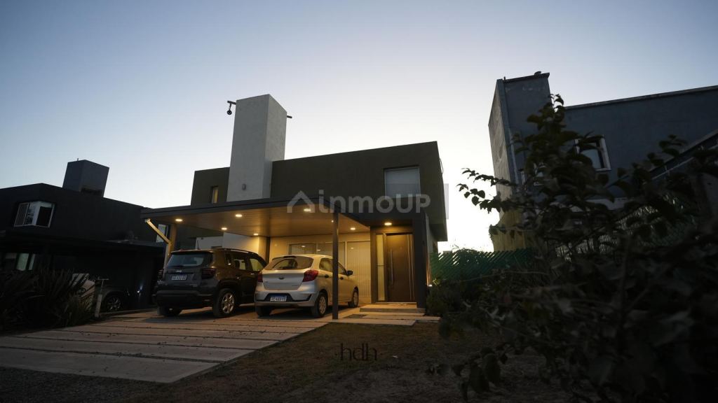 Casa en Venta en Colon, Cordoba