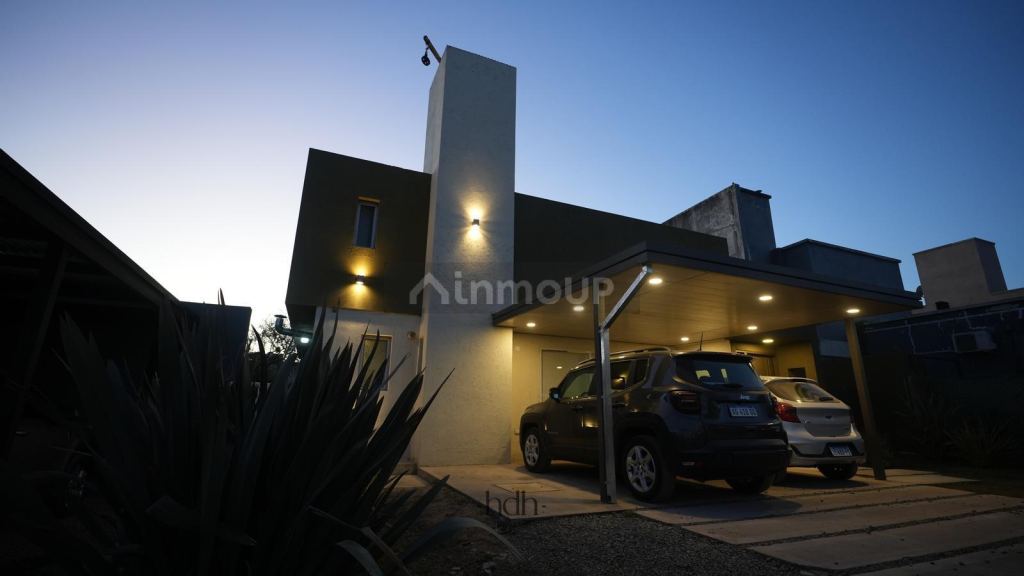 Casa en Venta en Colon, Cordoba