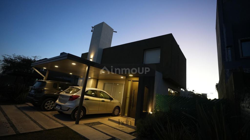 Casa en Venta en Colon, Cordoba