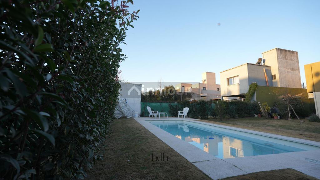 Casa en Venta en Colon, Cordoba
