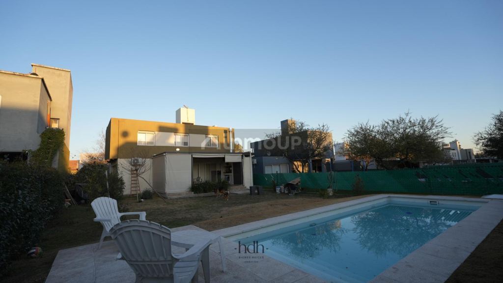 Casa en Venta en Colon, Cordoba