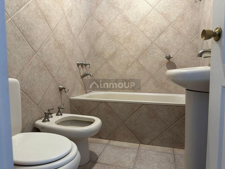 Casa en Alquiler en Capital, Mendoza