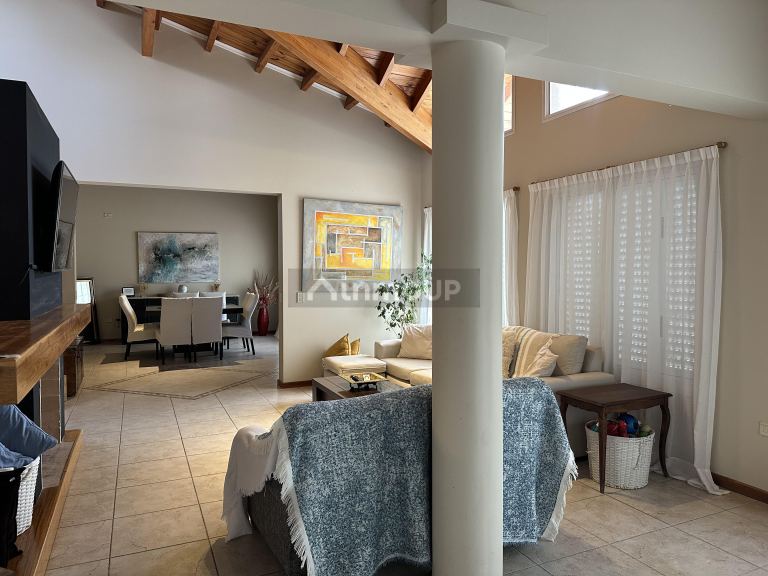 Casa en Alquiler en Capital, Mendoza