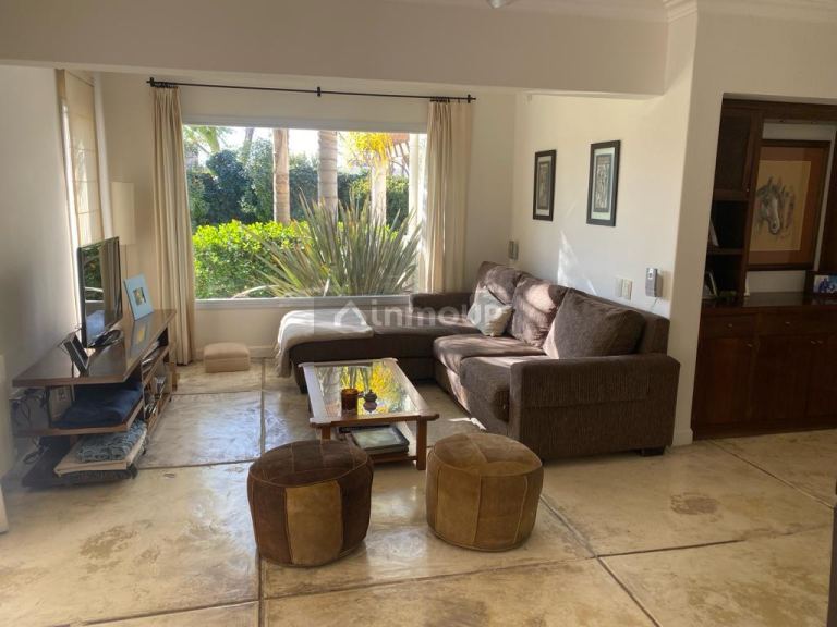 Casa en Venta en Guaymallen, Mendoza