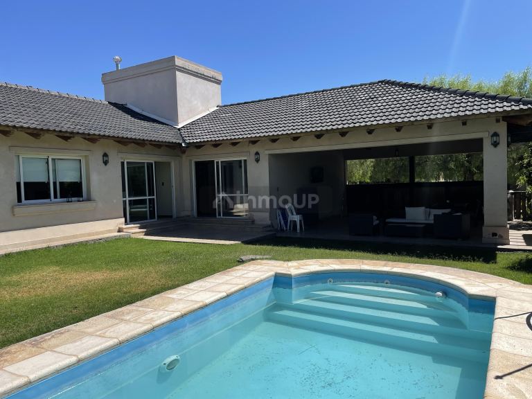 Casa en Alquiler en Capital, Mendoza