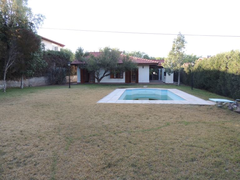 Casa en Alquiler en Capital, Mendoza