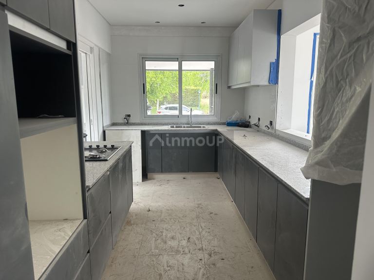 Casa en Alquiler en Lujan de Cuyo, Mendoza