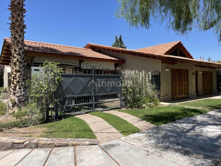 Casa en Venta en Capital, Mendoza
