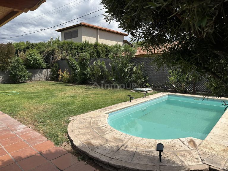 Casa en Alquiler en Capital, Mendoza