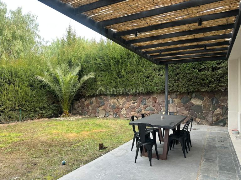 Duplex en Venta en Capital, Mendoza