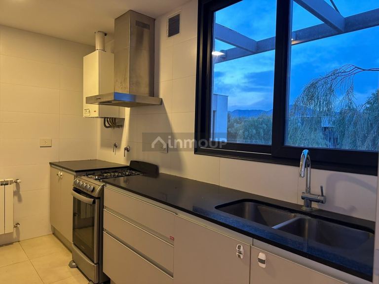 Departamento en Alquiler en Capital, Mendoza