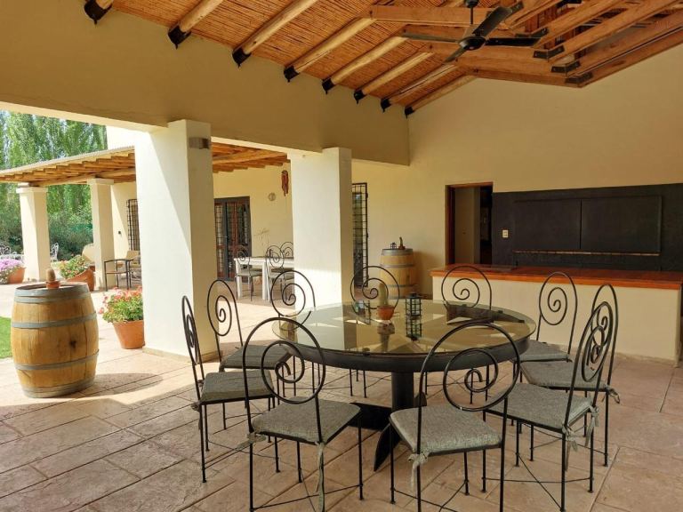 Hotel en Alquiler en Maipu, Mendoza