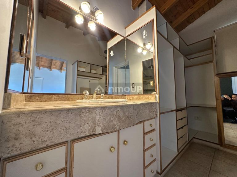Casa en Venta en Capital, Mendoza