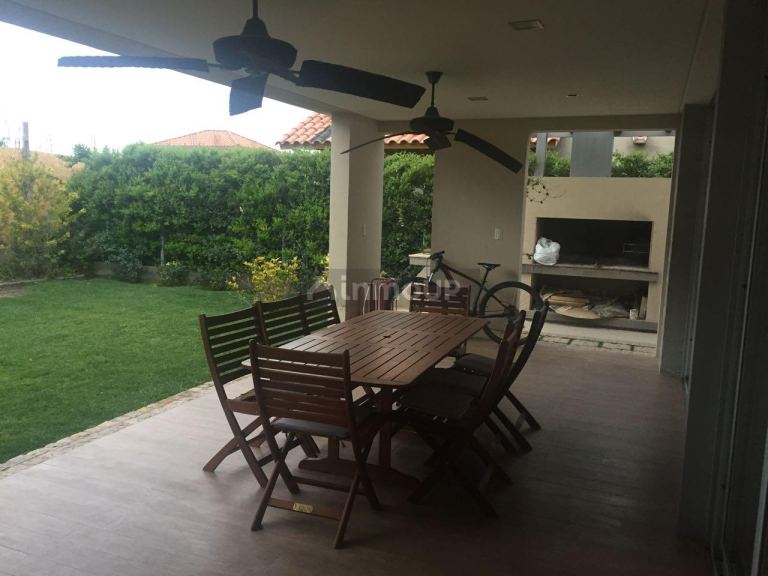 Casa en Venta en Capital, Mendoza
