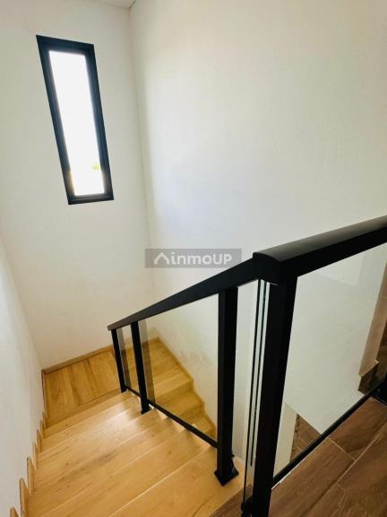 Casa en Venta en Capital, Mendoza - USD 345.000 | Inmoup - 11