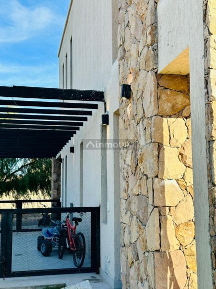 Casa en Venta en Capital, Mendoza - USD 345.000 | Inmoup - 26