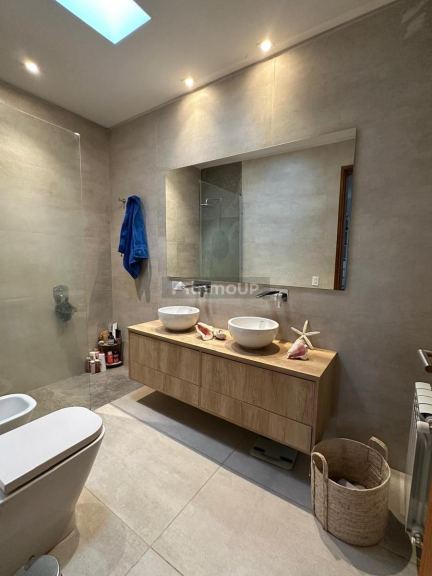 Casa en Venta en Capital, Mendoza - USD 345.000 | Inmoup - 20