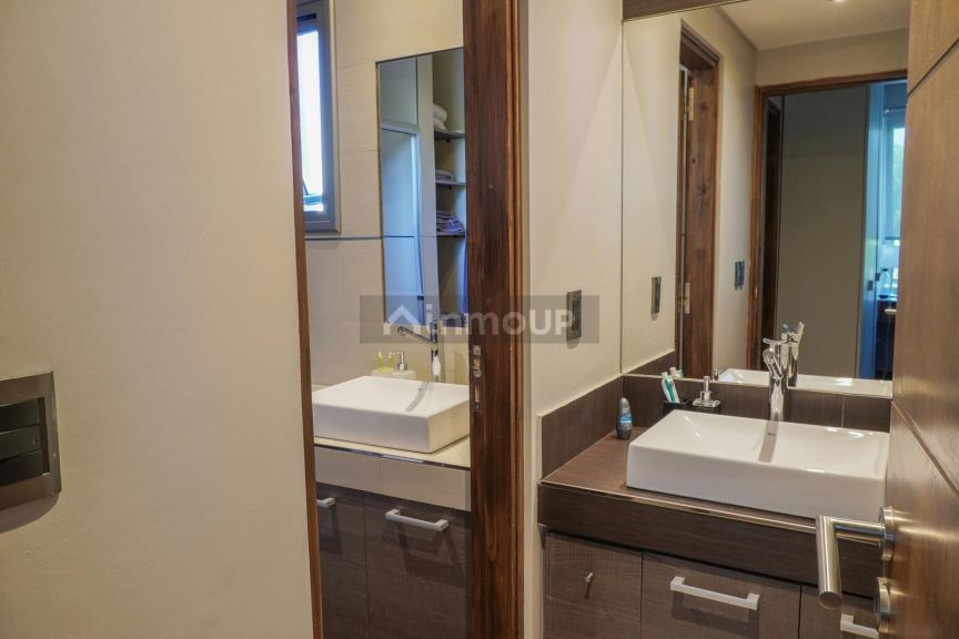 Casa en Venta en Capital, Mendoza - USD 370.000 | Inmoup - 23