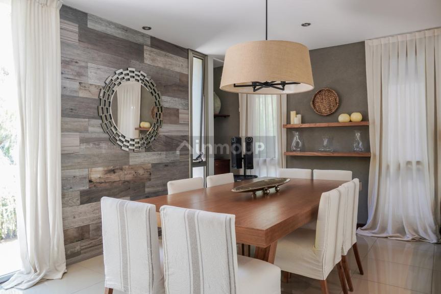 Casa en Venta en Capital, Mendoza - USD 370.000 | Inmoup - 11
