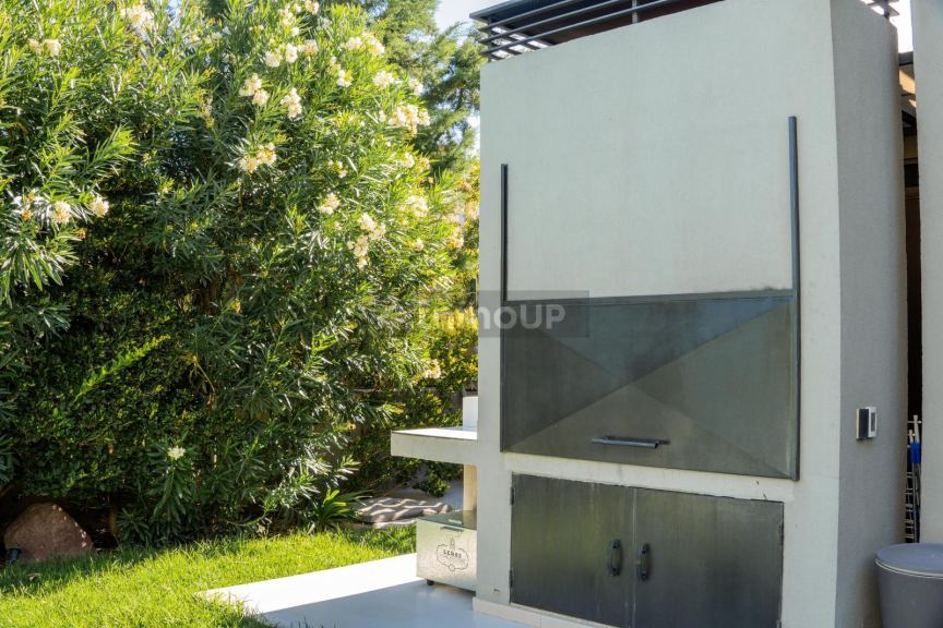 Casa en Venta en Capital, Mendoza - USD 370.000 | Inmoup - 34