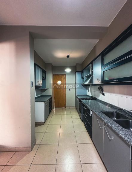 Casa en Alquiler en Capital, Mendoza - USD 1.700 | Inmoup - 9