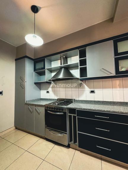 Casa en Alquiler en Capital, Mendoza - USD 1.700 | Inmoup - 11