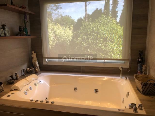 Casa en Venta en Guaymallen, Mendoza