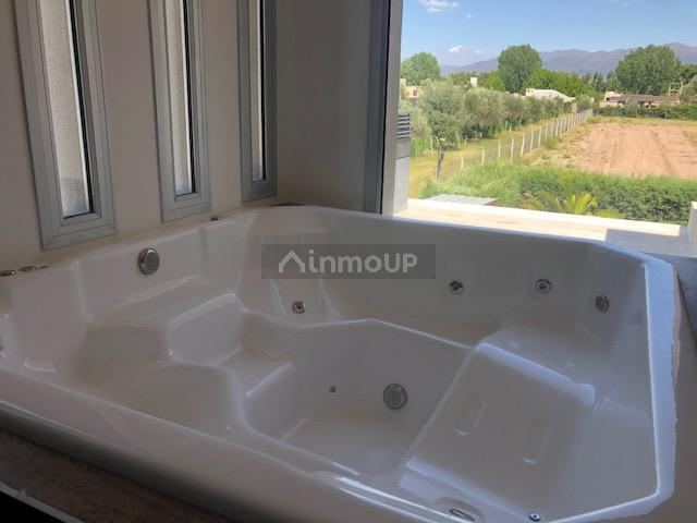 Casa en Venta en Lujan de Cuyo, Mendoza