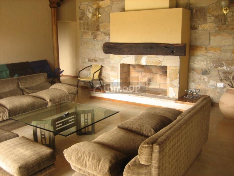 Bodega con Viñedo en Venta en Tupungato, Mendoza