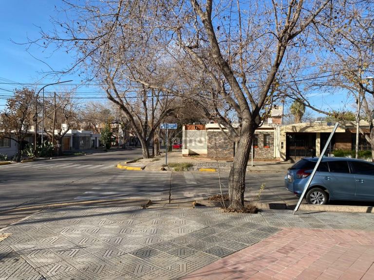 Casa en Alquiler en Capital, Mendoza