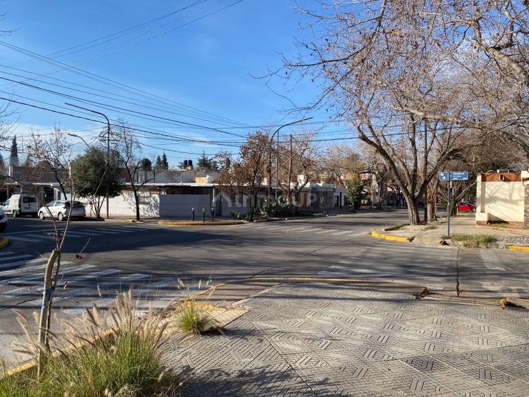Casa en Alquiler en Capital, Mendoza