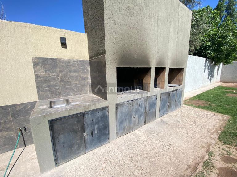 Local Comercial en Venta en Las Heras, Mendoza - USD 100.000 | Inmoup - 24