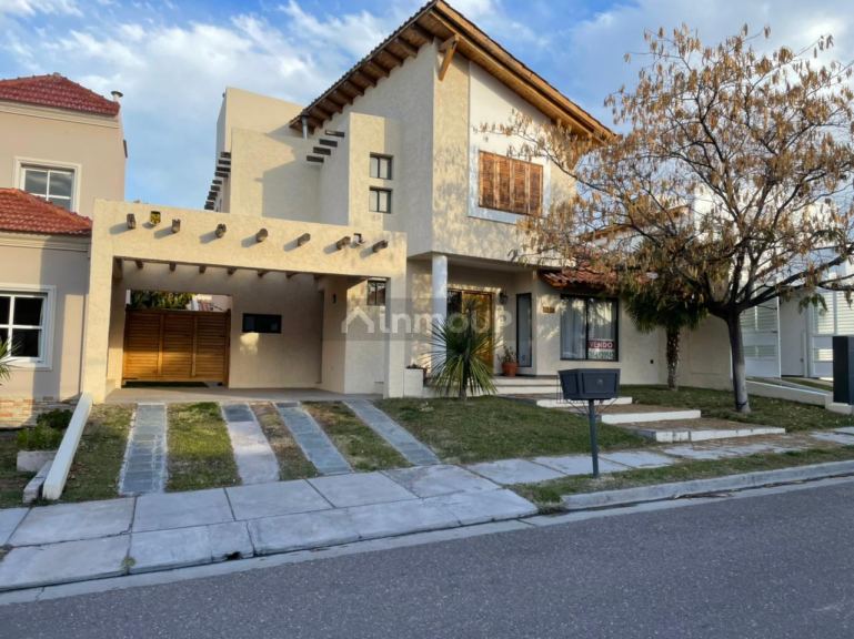 Casa en Venta en Godoy Cruz, Mendoza