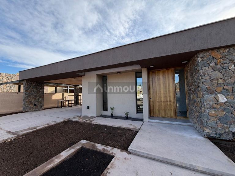 Casa en Venta en Lujan de Cuyo, Mendoza