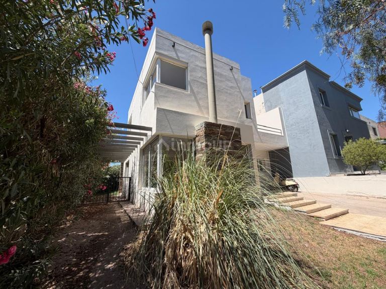 Casa en Venta en Capital, Mendoza
