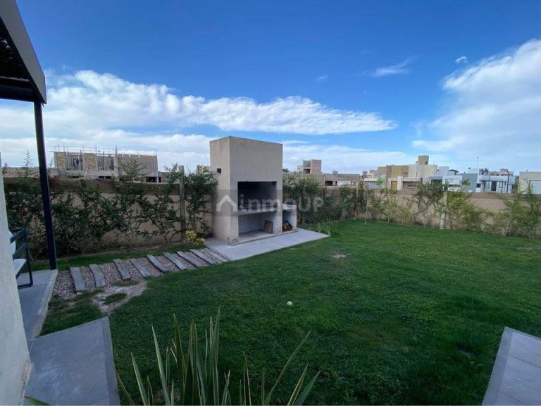 Casa en Alquiler en Maipu, Mendoza - USD 1.150 | Inmoup - 8