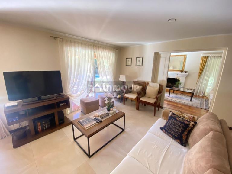 Casa en Venta en Capital, Mendoza - USD 330.000 | Inmoup - 30