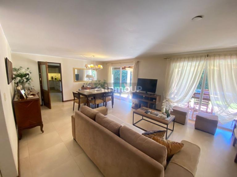 Casa en Venta en Capital, Mendoza - USD 330.000 | Inmoup - 19