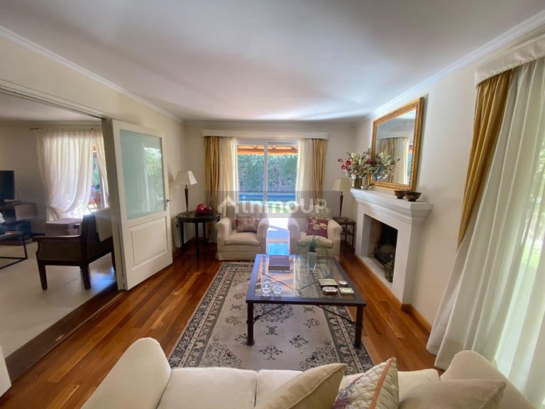 Casa en Venta en Capital, Mendoza - USD 330.000 | Inmoup - 22