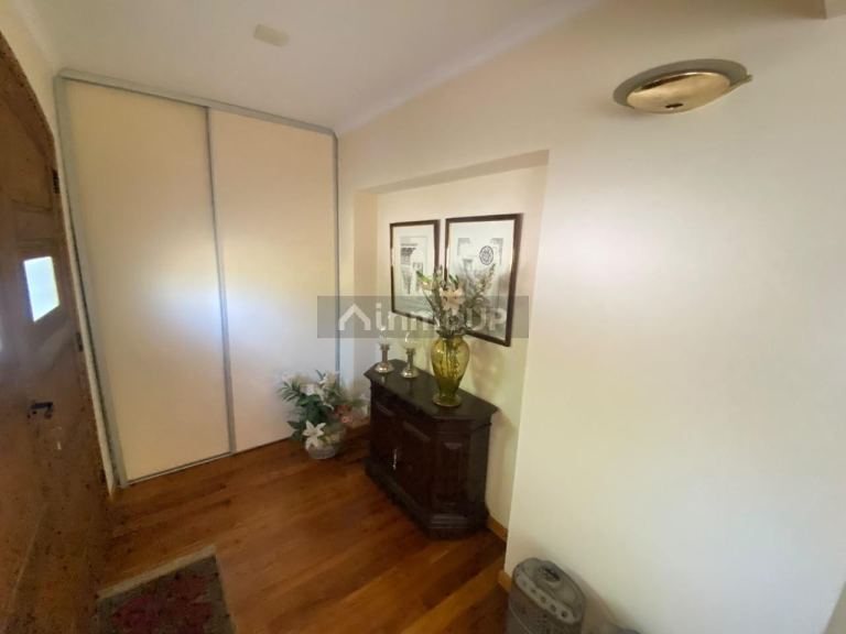 Casa en Venta en Capital, Mendoza - USD 330.000 | Inmoup - 6