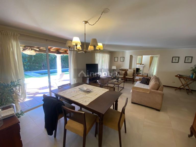 Casa en Venta en Capital, Mendoza - USD 330.000 | Inmoup - 23