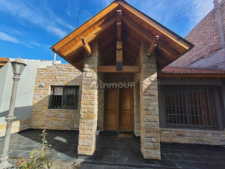 Casa en Venta en Guaymallen, Mendoza