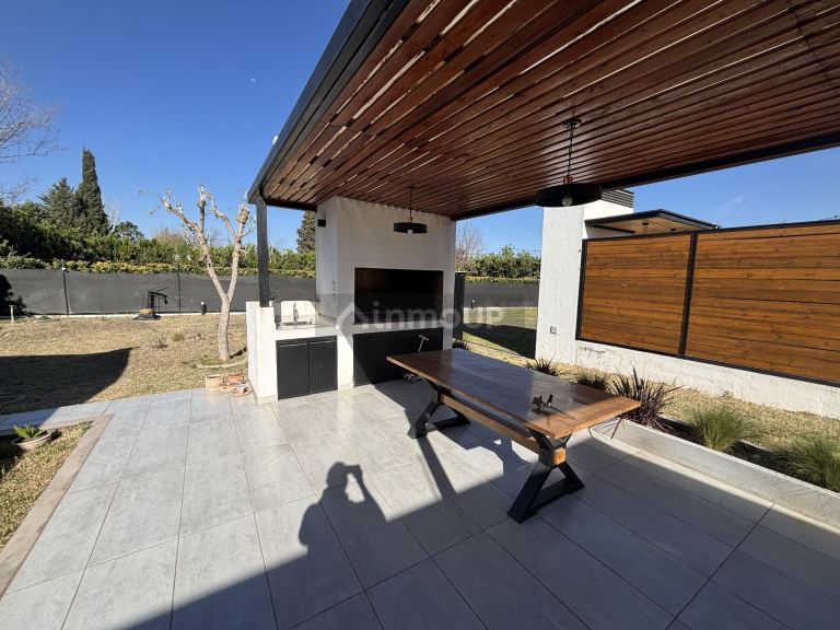 Casa en Venta en Lujan de Cuyo, Mendoza - USD 230.000 | Inmoup - 22
