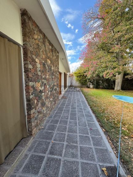 Casa en Venta en Las Heras, Mendoza