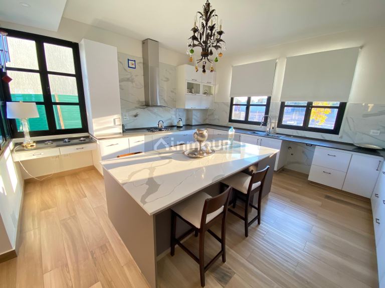 Casa en Venta en Maipu, Mendoza